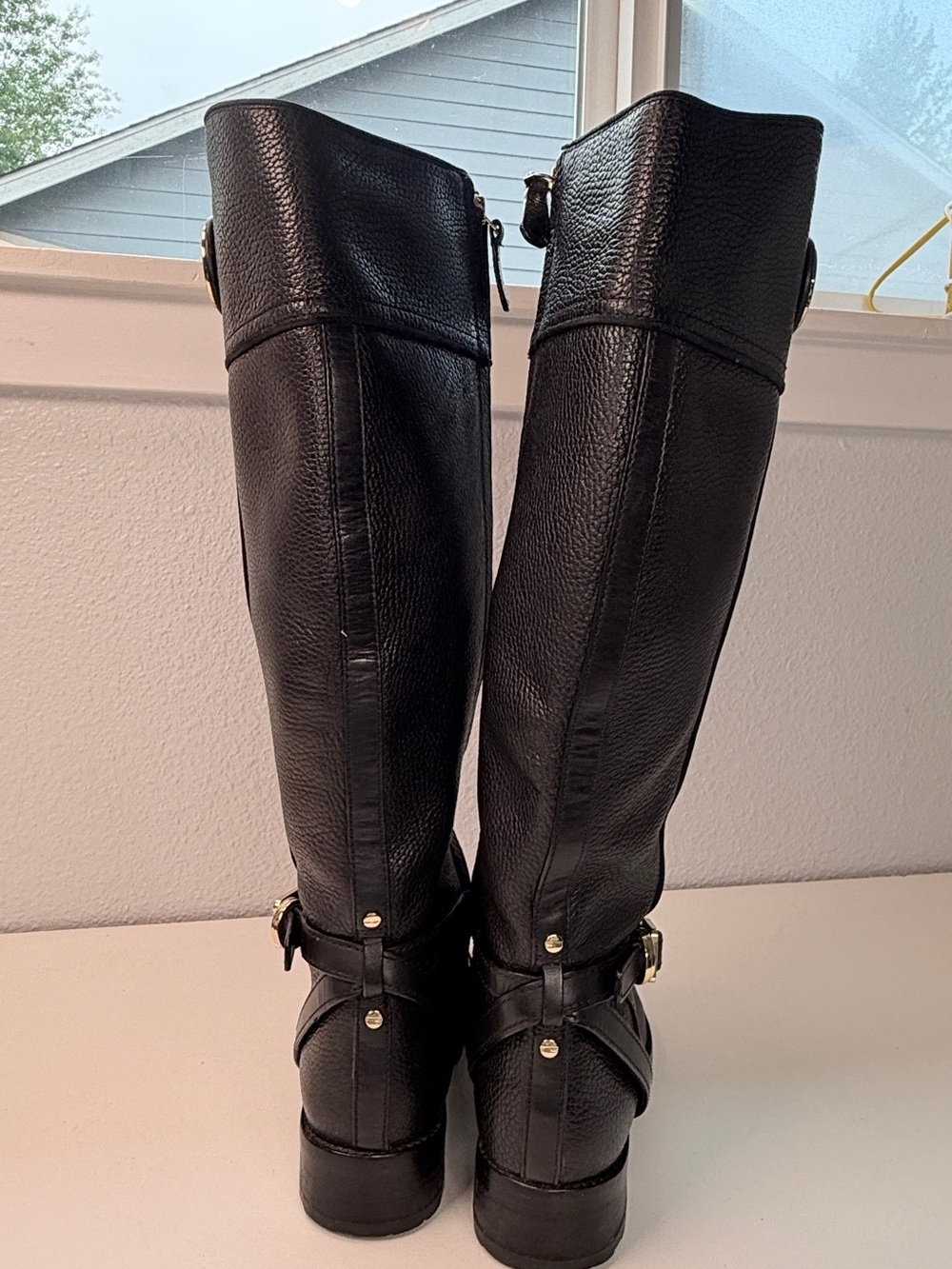 Tory Burch Tall black Pebbled Leather Riding Boots Gold Logo size  8 Boots - Picture 13 of 16